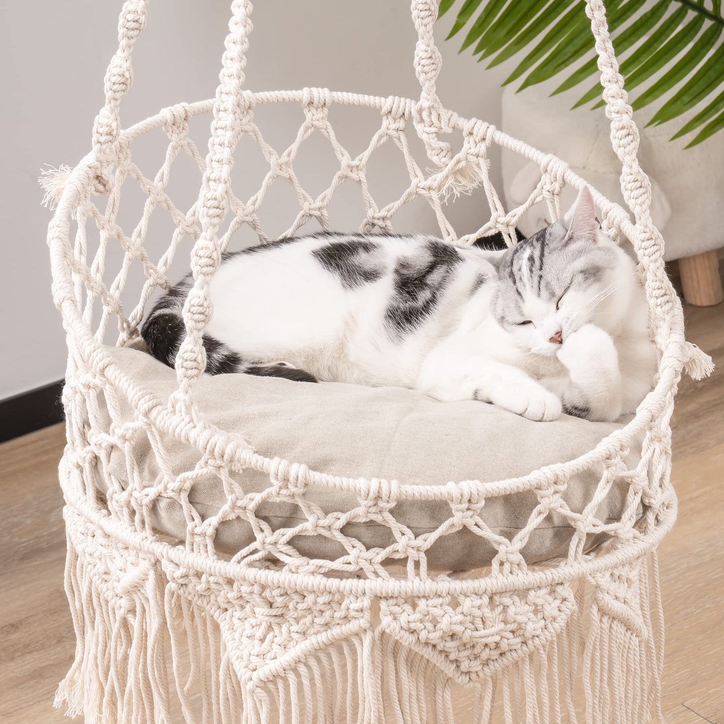 Macramé Cat Hammock – Handwoven Boho Pet Lounge by Urban Nest